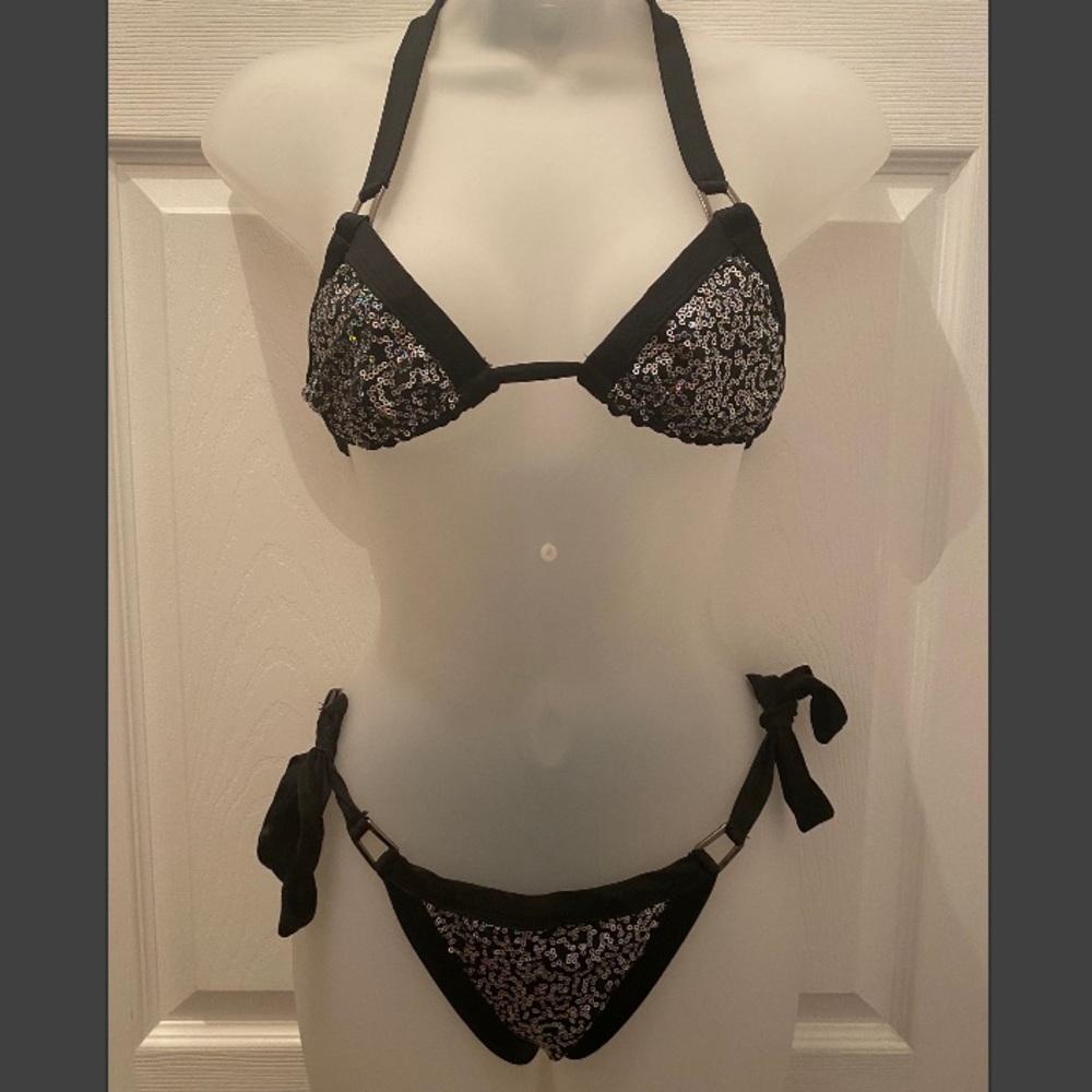 “Night at the Roxy” bikini